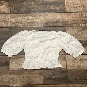 Zara XS eyelet white top